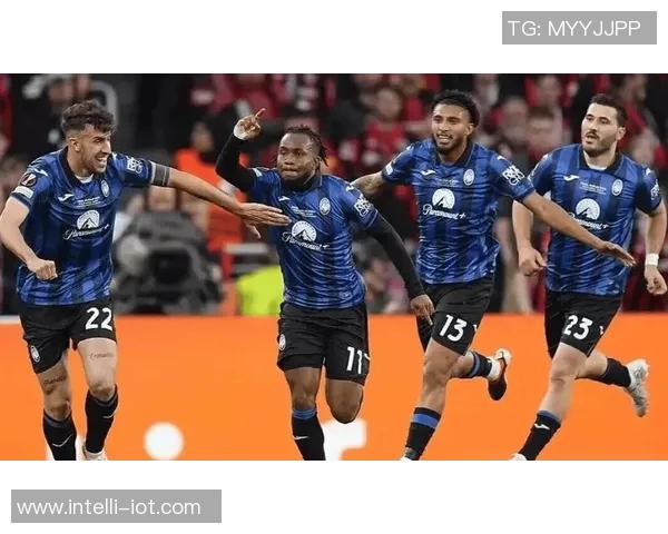 亚特兰大与哥伦布的激烈对决揭示了球队实力的较量与战术的博弈