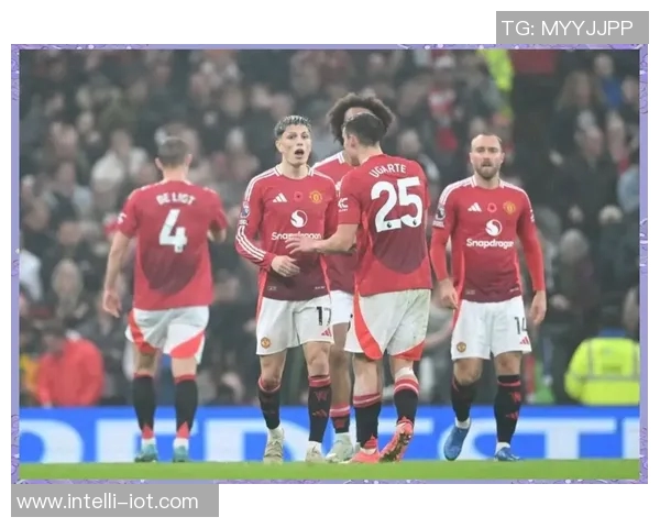 伊斯坦布尔主场迎战曼联双方争夺欧战小组出线关键战役