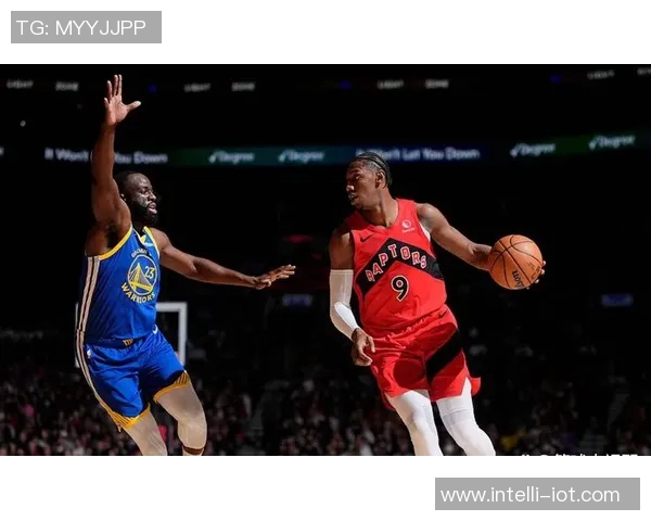 今天勇士与猛龙激战正酣比分更新快报精彩瞬间回顾