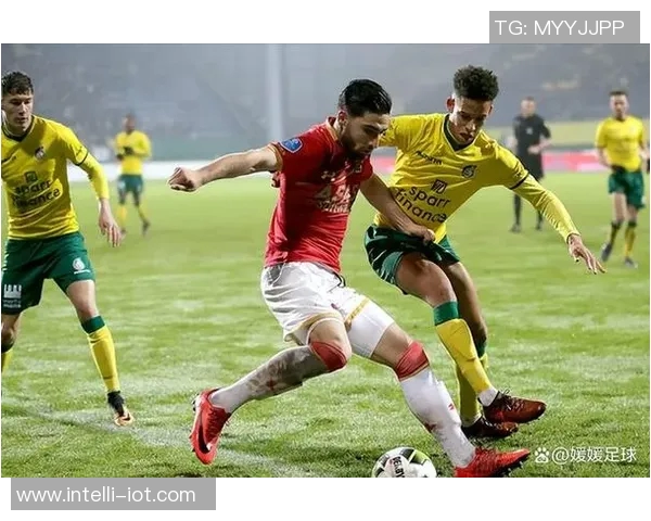 维迪斯与康未来的激烈对决展现足球魅力与团队精神的完美结合 维迪斯与康未来的激烈对决展现足球魅力与团队精神的完美结合