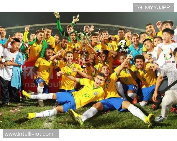 英格兰与法国U19青少年足球赛精彩对决揭幕未来之星的较量