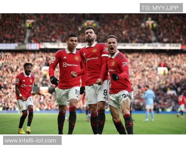 英超焦点战纽卡斯尔对阵狼队双方争夺激烈前景引人关注