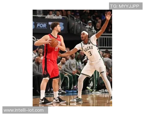 雄鹿与热火激战正酣巴特勒能否引领球队逆转胜局