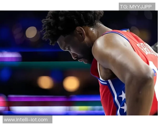 鹈鹕宣布锡安因右膝手术赛季报销球迷心碎期待何时复出