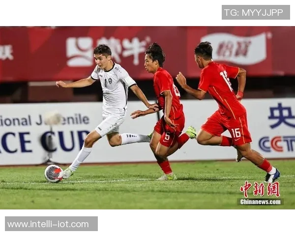 中国对乌兹别克斯坦足球比赛直播全程回顾与精彩瞬间分析