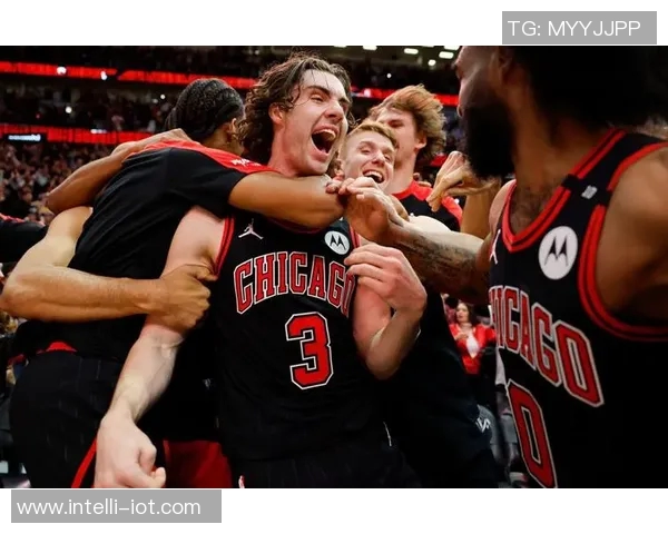 勇士与公牛2018年精彩对决回顾十种语言解说全景呈现 勇士与公牛2018年精彩对决回顾十种语言解说全景呈现