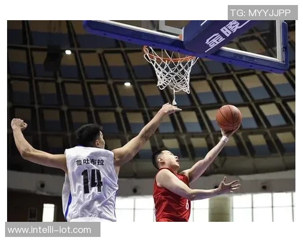 全运会篮球赛新疆队对阵江苏队精彩对决引发球迷热议