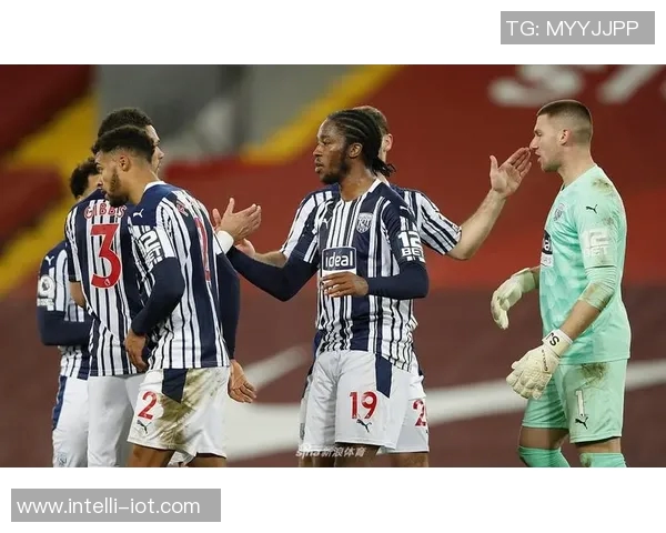 利物浦与西布朗激战正酣直播盛况尽在眼前 利物浦与西布朗激战正酣直播盛况尽在眼前