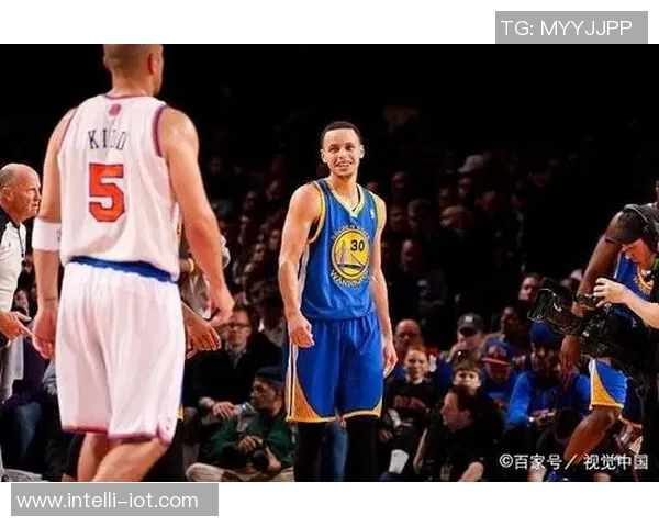 贾雷斯沃克的崛起之路：从新秀到篮球明星的成长历程