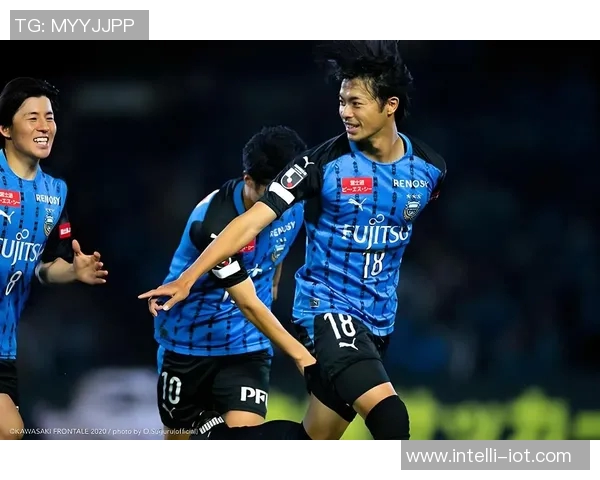 川崎与M滨的激烈对决展现足球魅力与团队精神的巅峰较量 川崎与M滨的激烈对决展现足球魅力与团队精神的巅峰较量