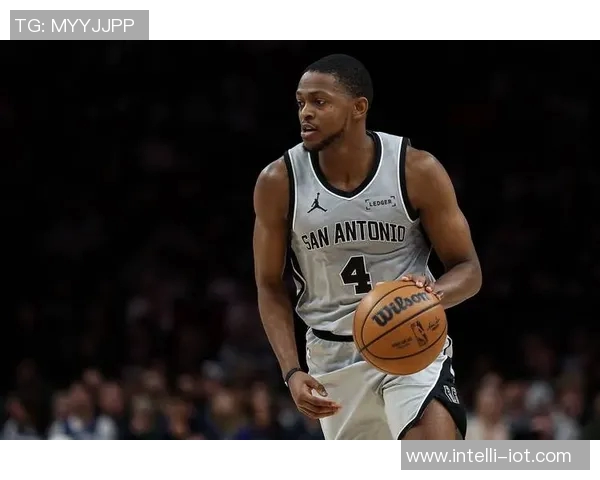 德阿隆福克斯的崛起之路：从新秀到NBA明星的蜕变与挑战